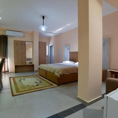 Otel Restorant Halal Il Tramonto. Vorë