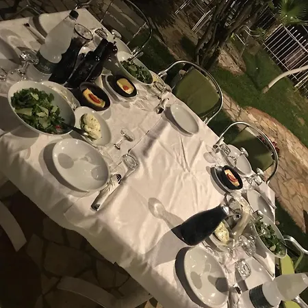 Restorant Halal Il Tramonto. Vorë