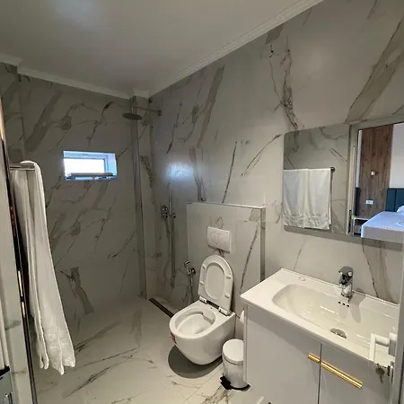 Hotel Restorant Halal Il Tramonto. Vorë