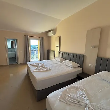 Restorant Halal Il Tramonto. Otel Vorë