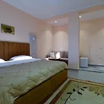 Ξενοδοχείο Restorant Halal Il Tramonto. 4*