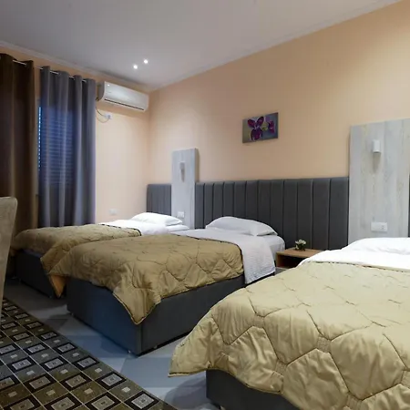 Restorant Halal Il Tramonto. ホテル 4*