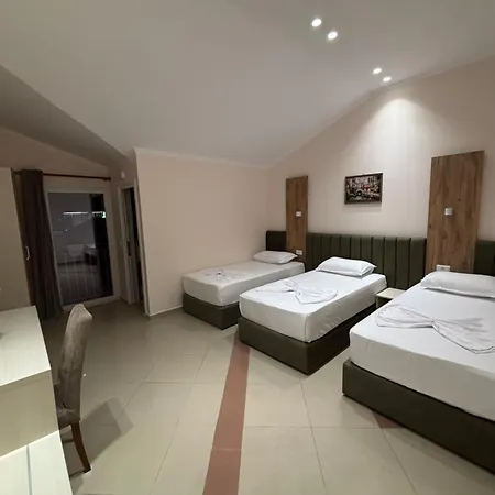 Restorant Halal Il Tramonto. ホテル Vorë